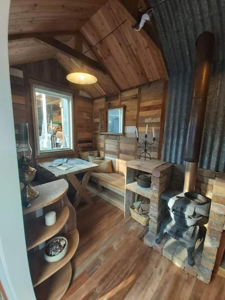 Taranaki Hotel Waihaha Bagian luar foto